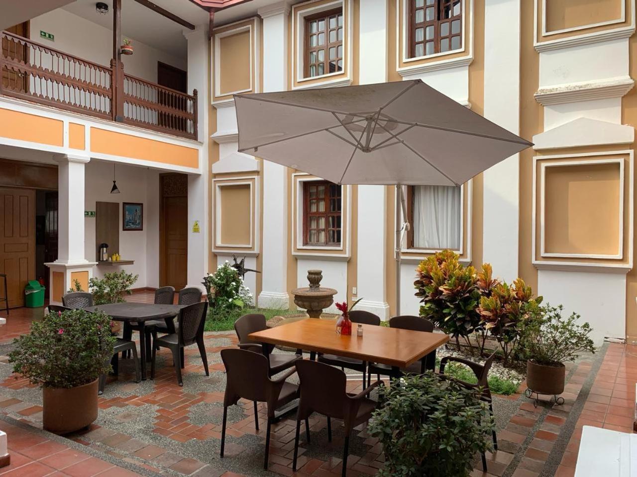 Hostal Boutique Del Regidor Guadalajara de Buga Exterior foto